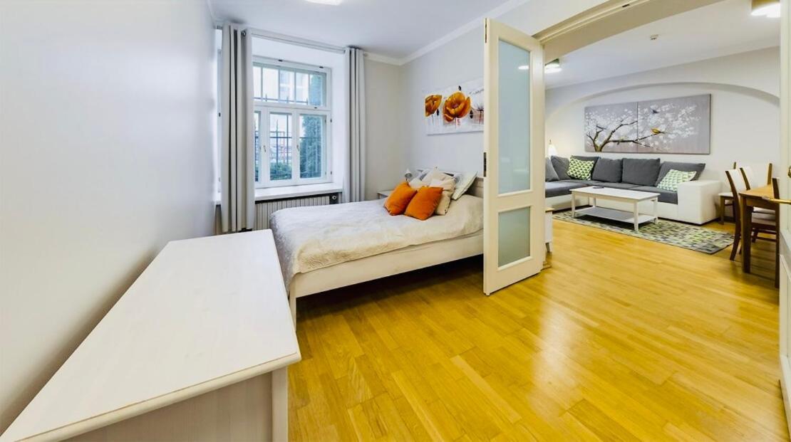 Tallinnhousing Knights And Nobility -3 Bdr Home エクステリア 写真