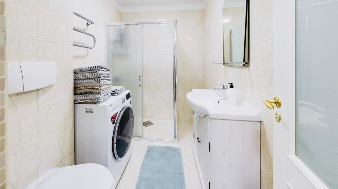 Tallinnhousing Knights And Nobility -3 Bdr Home エクステリア 写真