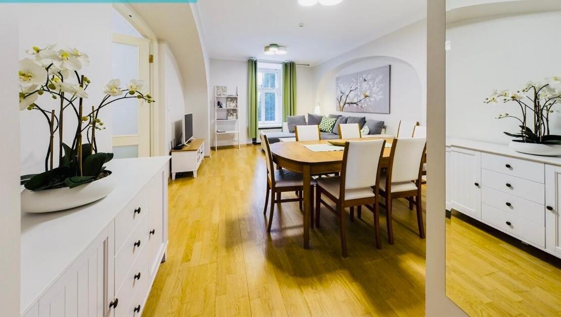 Tallinnhousing Knights And Nobility -3 Bdr Home エクステリア 写真