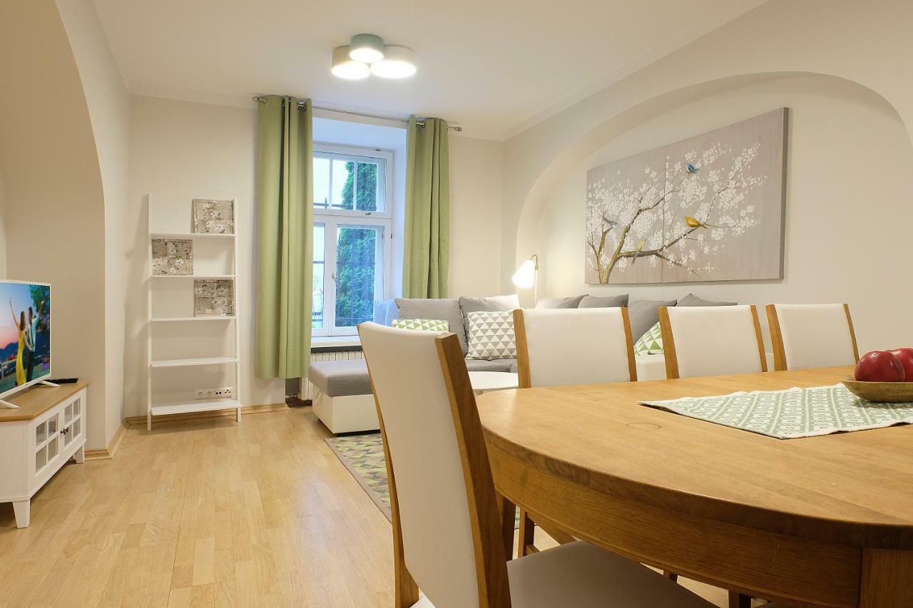 Tallinnhousing Knights And Nobility -3 Bdr Home エクステリア 写真