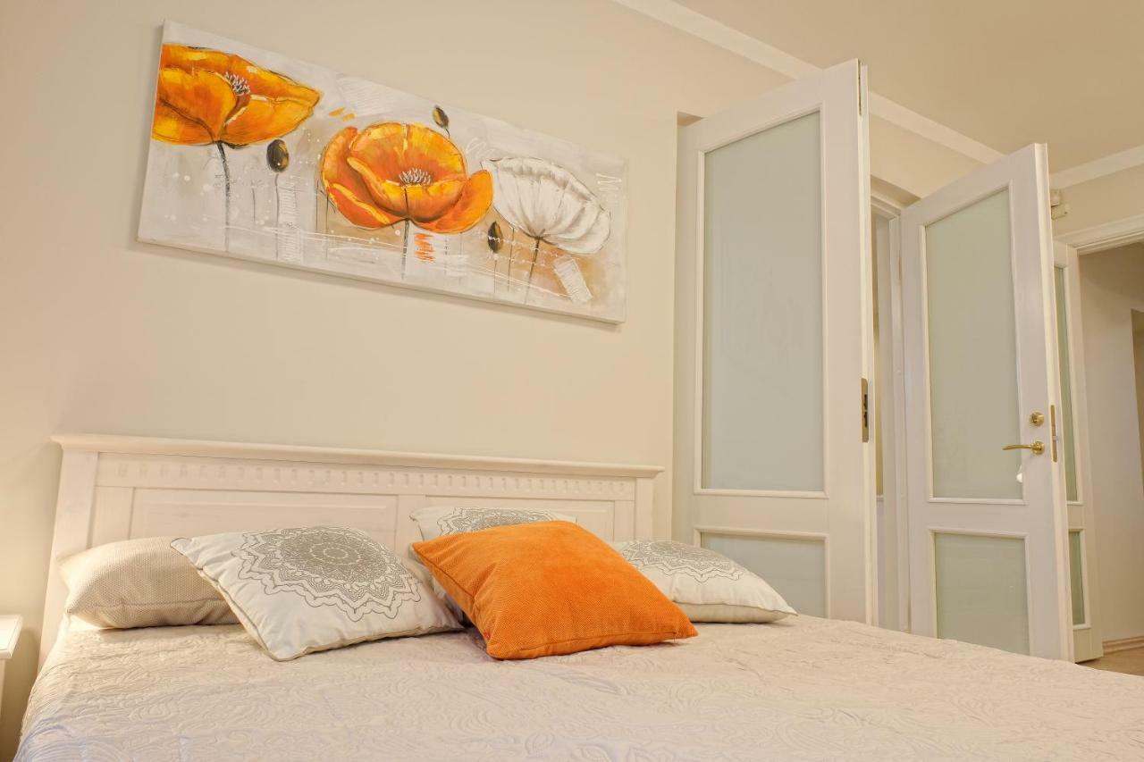 Tallinnhousing Knights And Nobility -3 Bdr Home エクステリア 写真